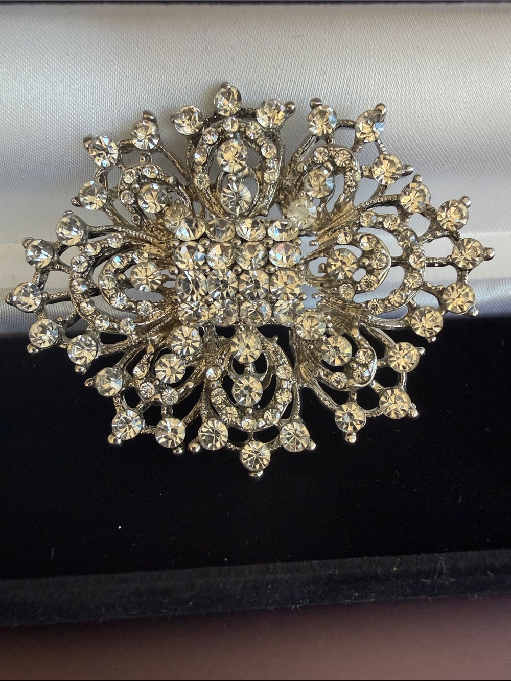 Vintage Silvertine Crystal Brooch Pin